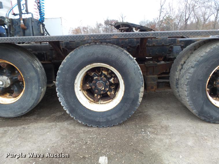 image for item DB6318 1987 Kenworth 510 semi truck