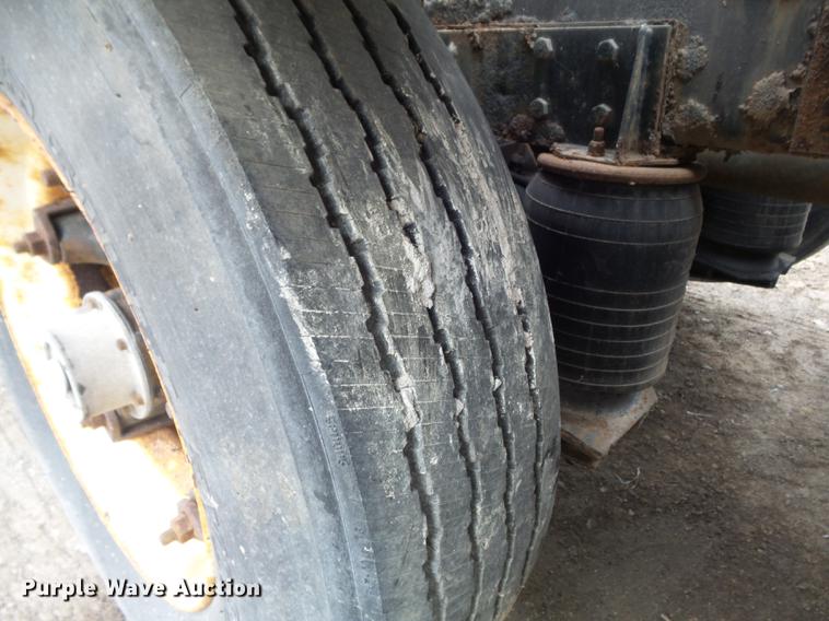 image for item DB6318 1987 Kenworth 510 semi truck