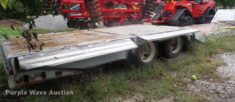 image for item DB8126 1995 Wilson 506CF-70 Muvall double drop deck equipment trailer
