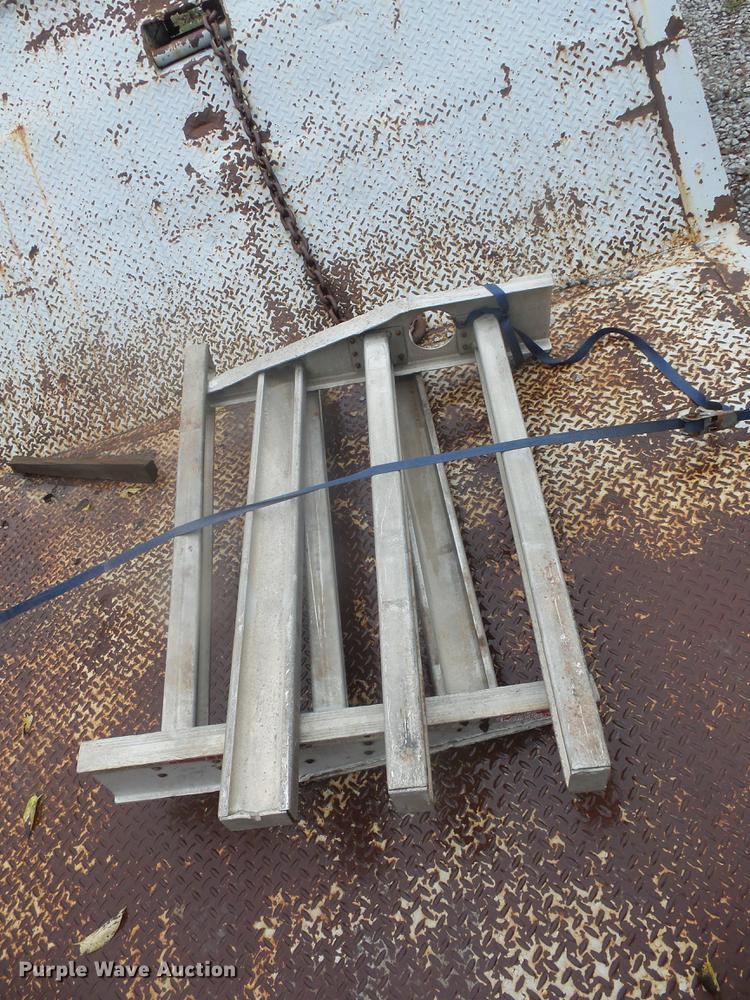 image for item DB8126 1995 Wilson 506CF-70 Muvall double drop deck equipment trailer