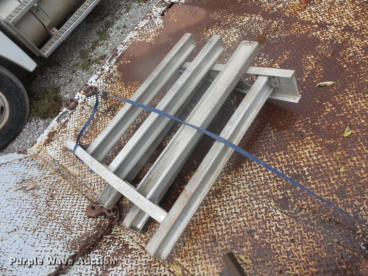 image for item DB8126 1995 Wilson 506CF-70 Muvall double drop deck equipment trailer