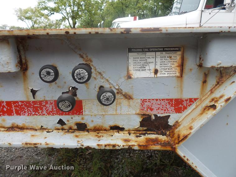 image for item DB8126 1995 Wilson 506CF-70 Muvall double drop deck equipment trailer
