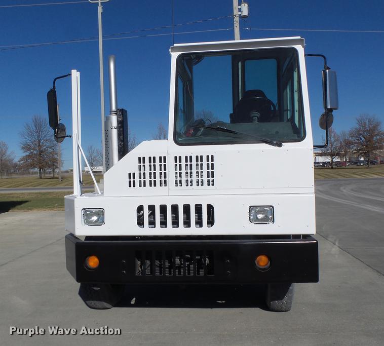 image for item DB9886 Kalmar Ottawa WT30 yard truck