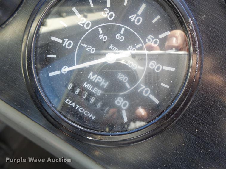 image for item DB9886 Kalmar Ottawa WT30 yard truck