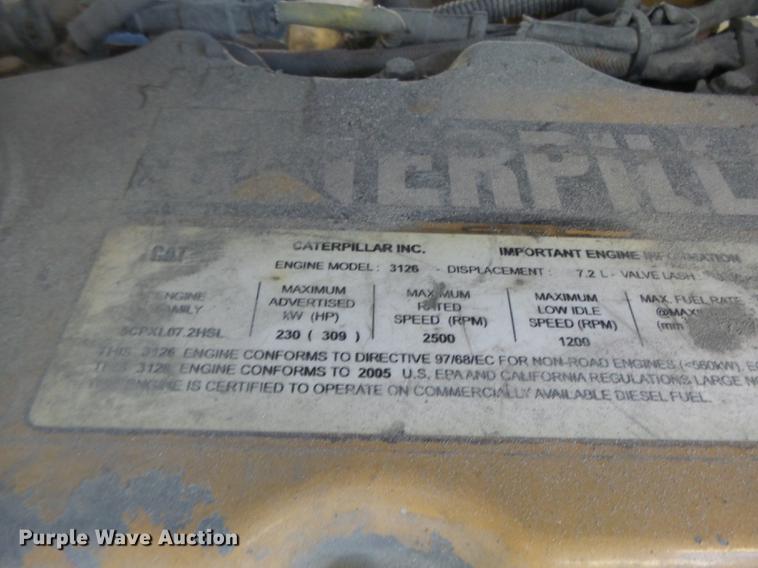 image for item DB9886 Kalmar Ottawa WT30 yard truck