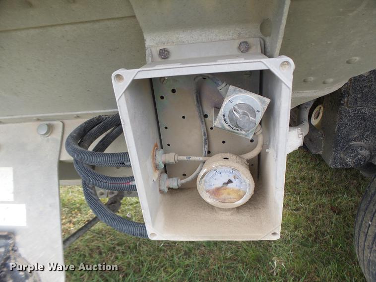 image for item DB9909 1999 Timpte Super Hopper double hopper grain trailer