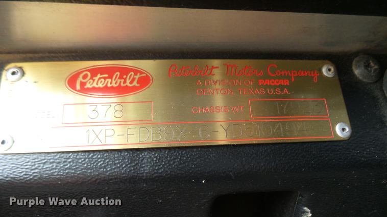 image for item DC1898 2000 Peterbilt 378 semi truck
