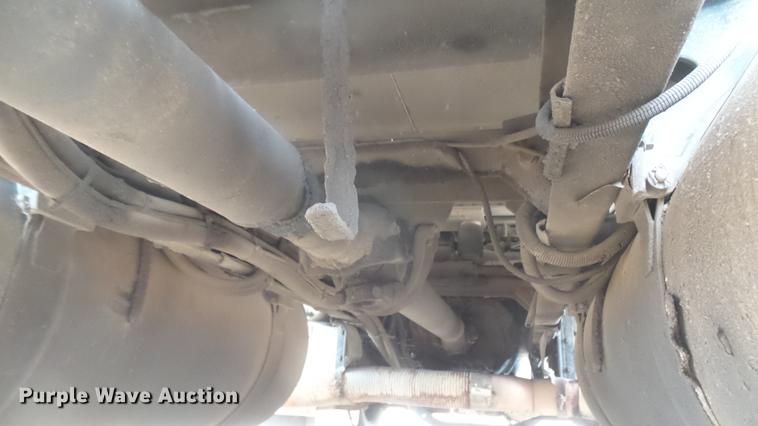 image for item DC1898 2000 Peterbilt 378 semi truck