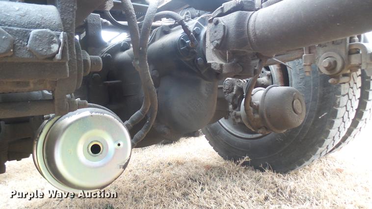 image for item DC1898 2000 Peterbilt 378 semi truck