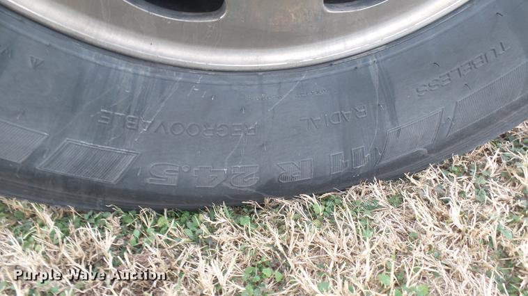 image for item DC1898 2000 Peterbilt 378 semi truck