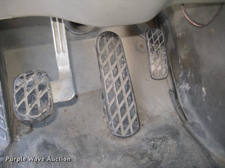 image for item DC2373 2006 Sterling A9500 semi truck