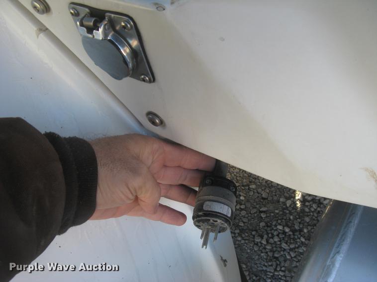 image for item DC2373 2006 Sterling A9500 semi truck