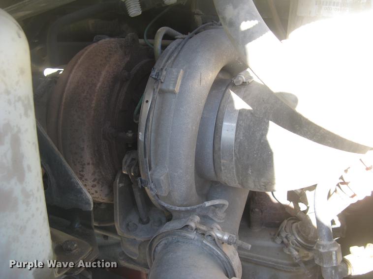 image for item DC2373 2006 Sterling A9500 semi truck