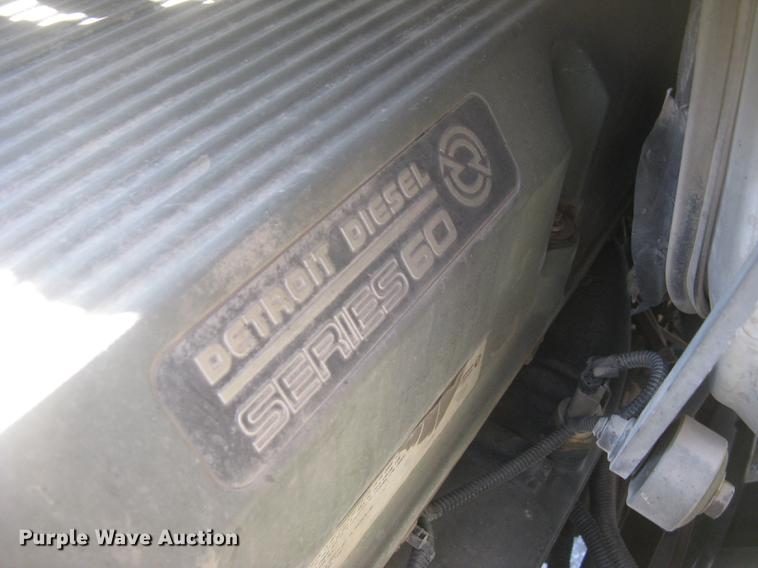 image for item DC2373 2006 Sterling A9500 semi truck