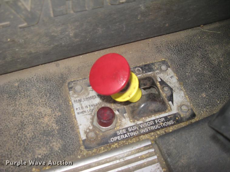 image for item DC2449 2005 Freightliner Columbia semi truck