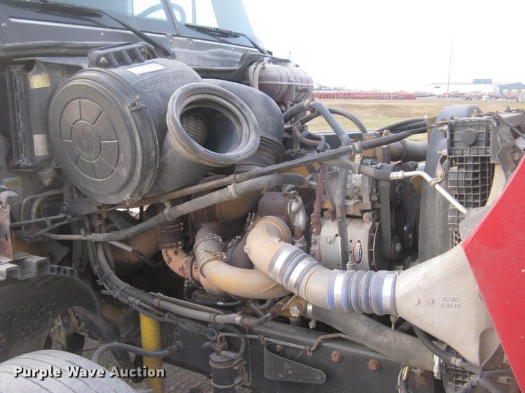 image for item DC2449 2005 Freightliner Columbia semi truck