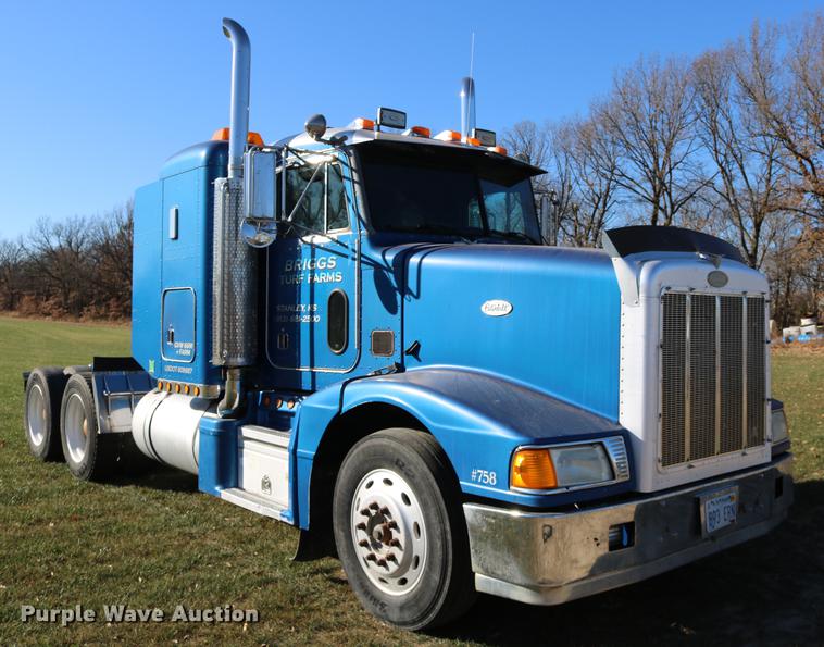image for item DC3584 1996 Peterbilt 377 semi truck
