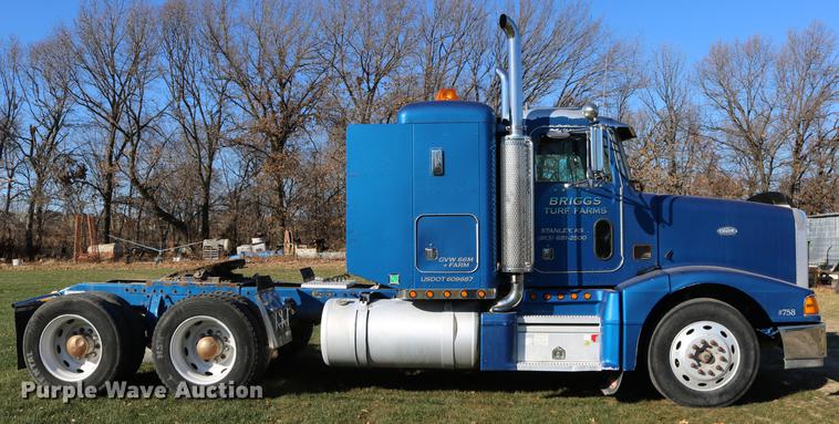 image for item DC3584 1996 Peterbilt 377 semi truck