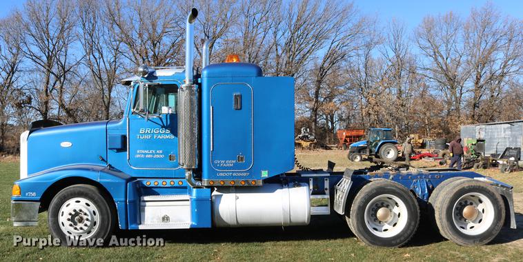 image for item DC3584 1996 Peterbilt 377 semi truck