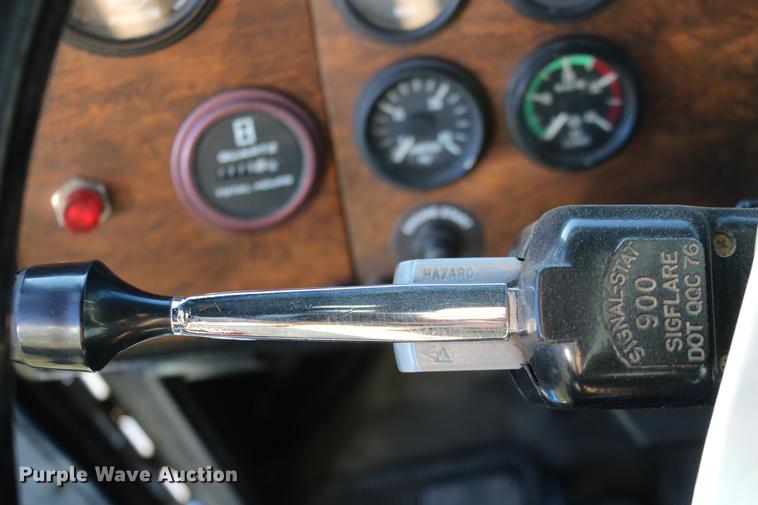 image for item DC3584 1996 Peterbilt 377 semi truck