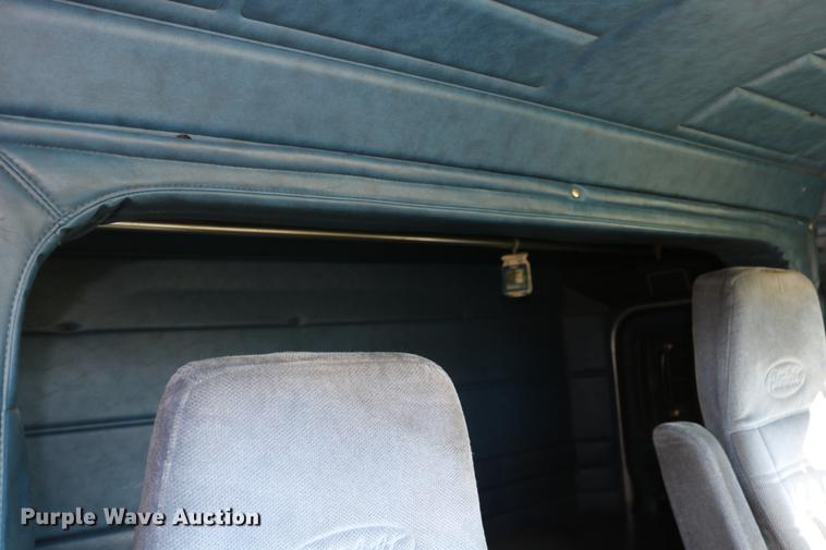 image for item DC3584 1996 Peterbilt 377 semi truck