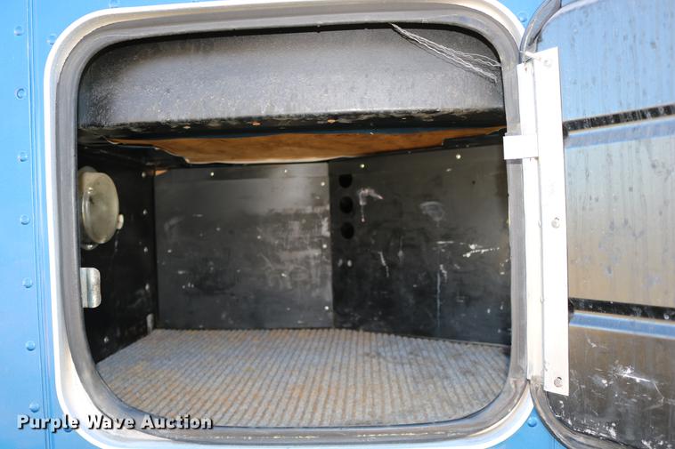 image for item DC3584 1996 Peterbilt 377 semi truck