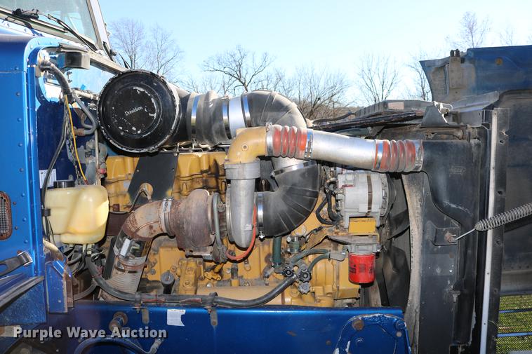 image for item DC3584 1996 Peterbilt 377 semi truck