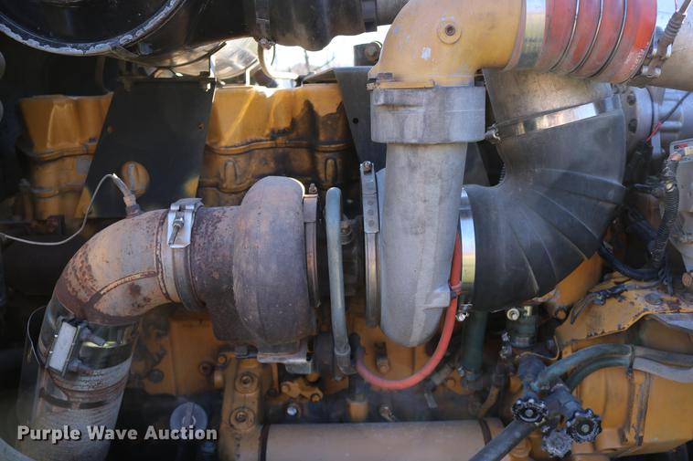 image for item DC3584 1996 Peterbilt 377 semi truck