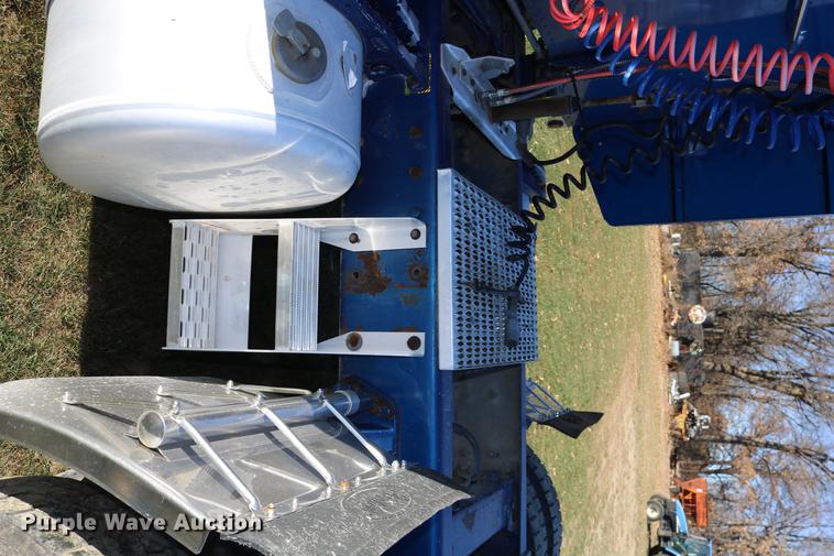 image for item DC3584 1996 Peterbilt 377 semi truck