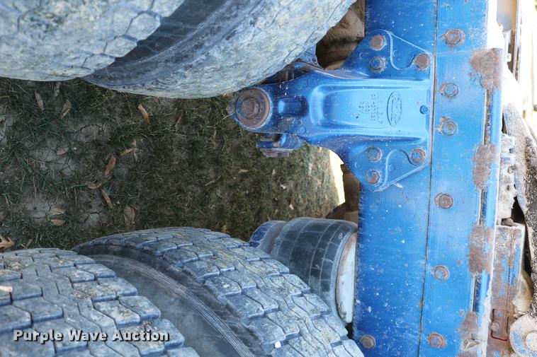 image for item DC3584 1996 Peterbilt 377 semi truck