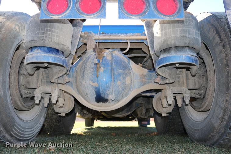 image for item DC3584 1996 Peterbilt 377 semi truck