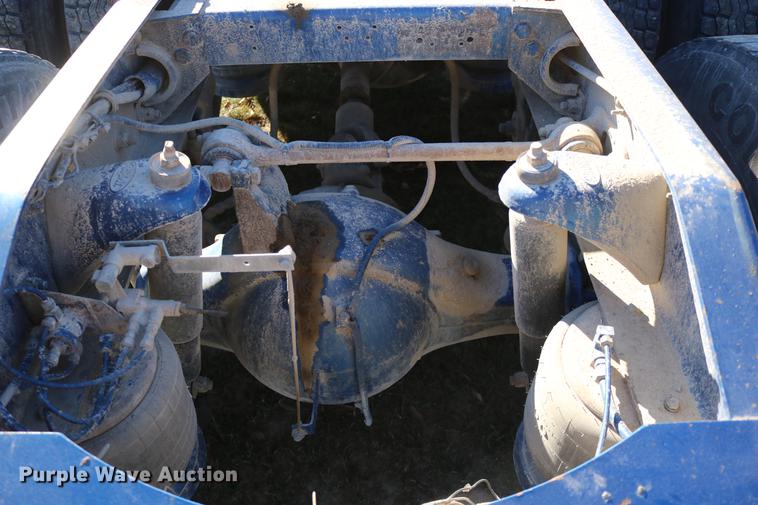 image for item DC3584 1996 Peterbilt 377 semi truck