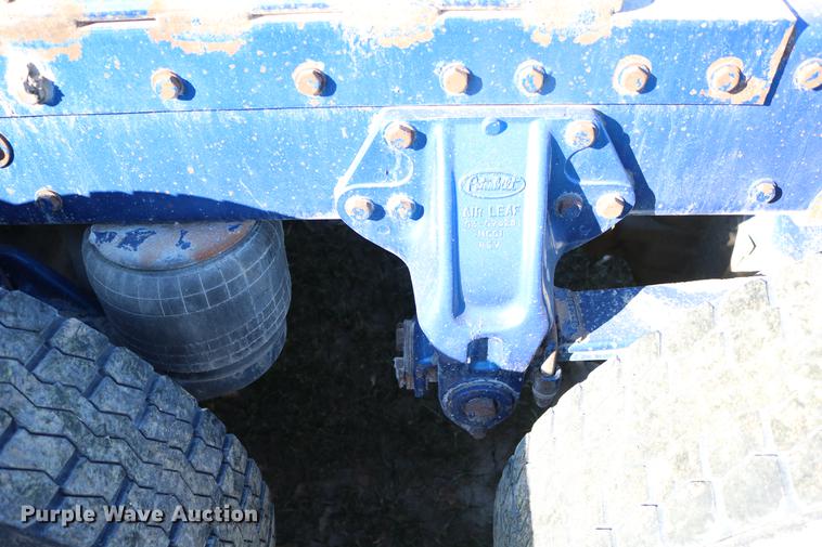 image for item DC3584 1996 Peterbilt 377 semi truck