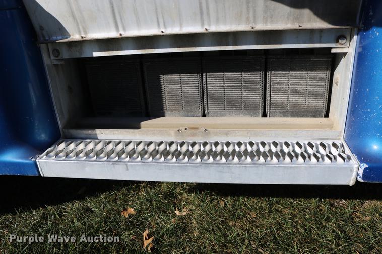 image for item DC3584 1996 Peterbilt 377 semi truck