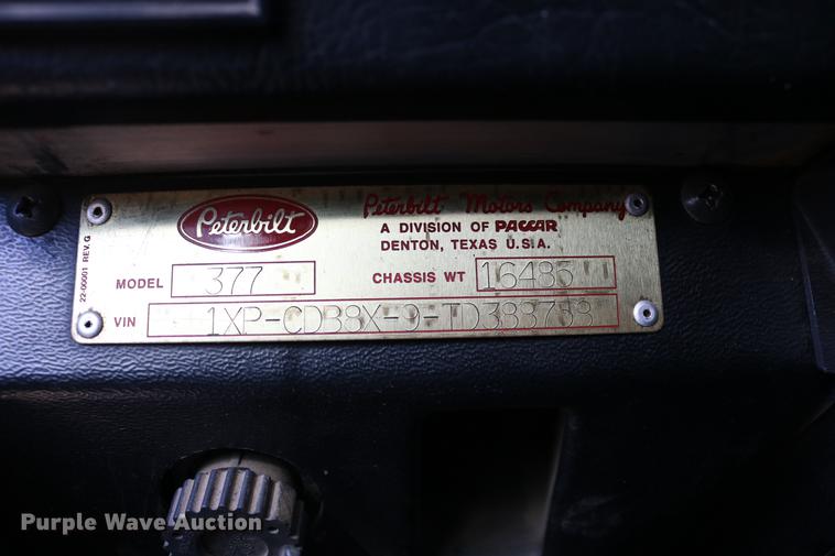 image for item DC3584 1996 Peterbilt 377 semi truck