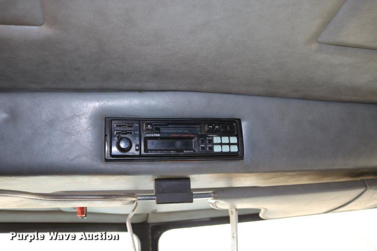 image for item DC3601 1995 Peterbilt 379 semi truck