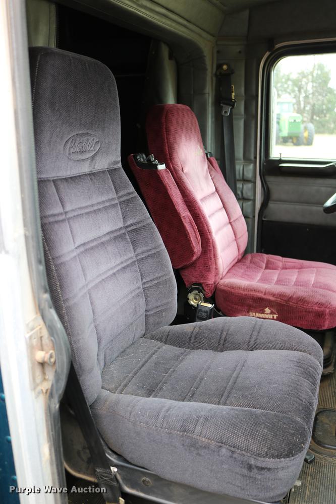 image for item DC3601 1995 Peterbilt 379 semi truck