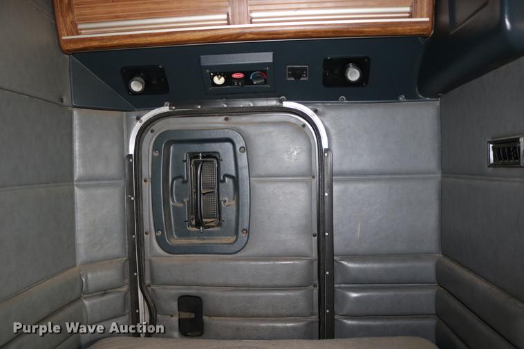 image for item DC3601 1995 Peterbilt 379 semi truck