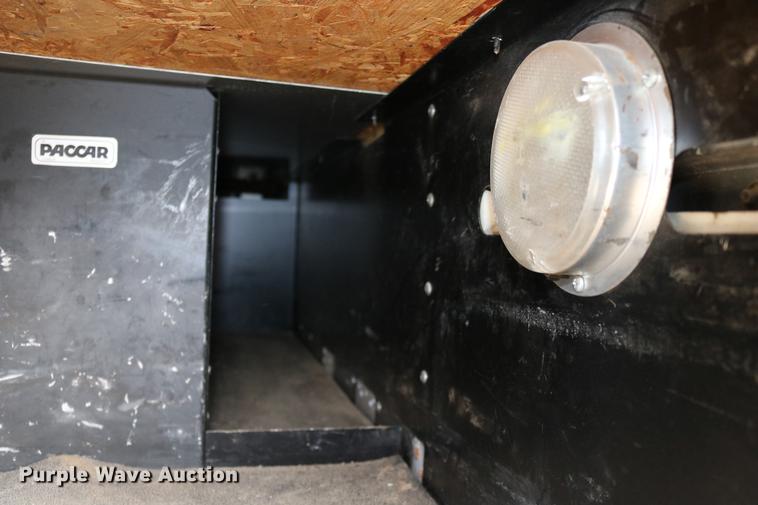 image for item DC3601 1995 Peterbilt 379 semi truck