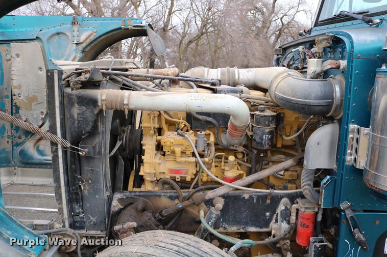 image for item DC3601 1995 Peterbilt 379 semi truck