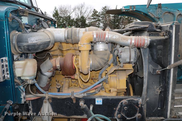 image for item DC3601 1995 Peterbilt 379 semi truck