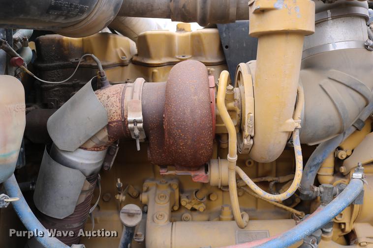 image for item DC3601 1995 Peterbilt 379 semi truck