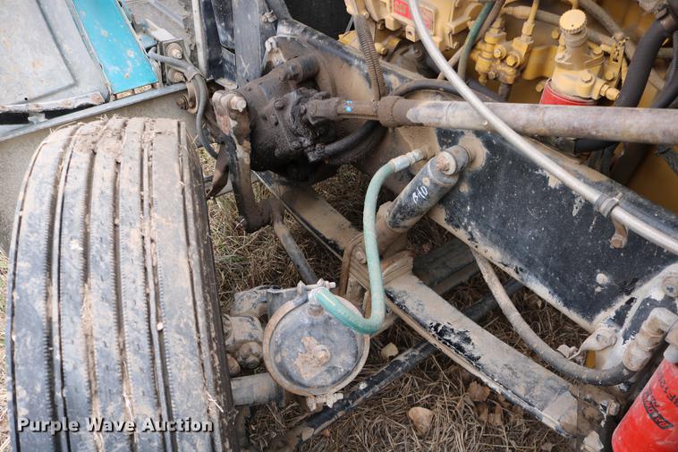 image for item DC3601 1995 Peterbilt 379 semi truck