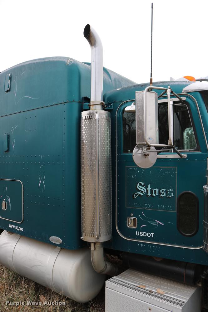 image for item DC3601 1995 Peterbilt 379 semi truck