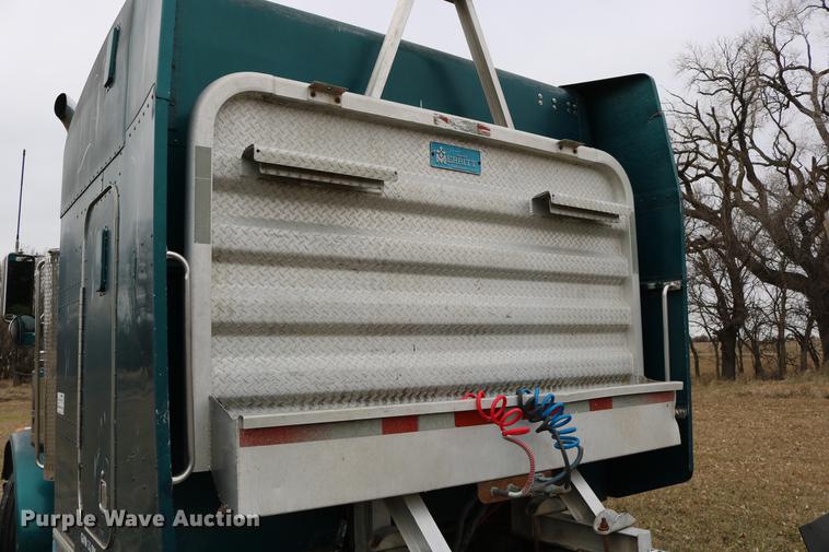 image for item DC3601 1995 Peterbilt 379 semi truck