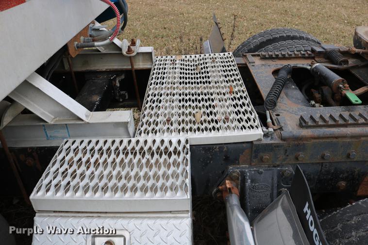 image for item DC3601 1995 Peterbilt 379 semi truck