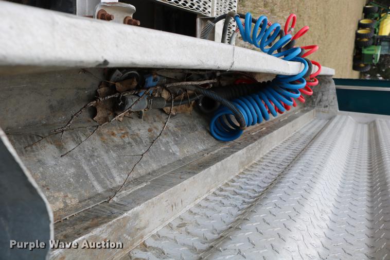 image for item DC3601 1995 Peterbilt 379 semi truck