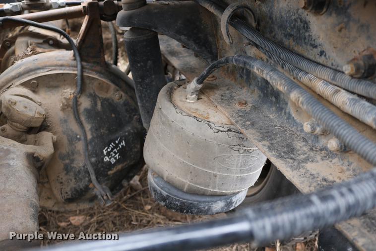 image for item DC3601 1995 Peterbilt 379 semi truck