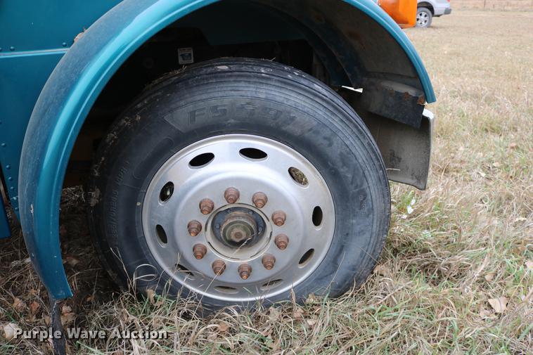 image for item DC3601 1995 Peterbilt 379 semi truck