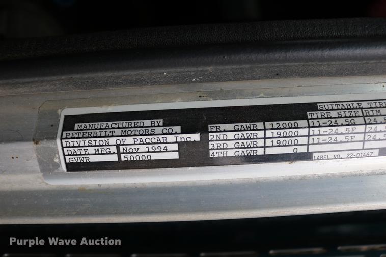 image for item DC3601 1995 Peterbilt 379 semi truck